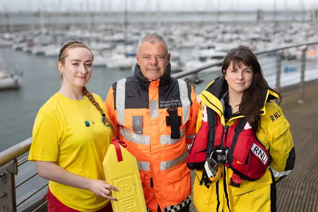 Comhairle sábháilteachta uisce eisithe ag Garda Cósta na hÉireann, Sábháilteacht Uisce Éireann agus an RNLI roimh Dheireadh Seachtaine Saoire Bainc mhí an Mheithimh